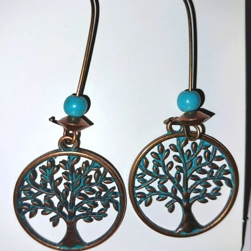 Hand crafted vintage tree dangle earrings - Picture 2 of 6